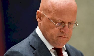 HOLLANDA ADALET BAKANINA 390 EURO CEZA