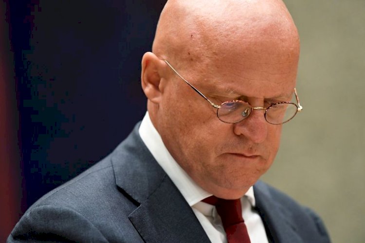 HOLLANDA ADALET BAKANINA 390 EURO CEZA