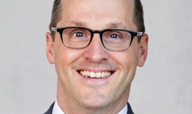 Lufthansa satış başkanının yerini aldı