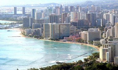 COVID-19 kısıtlamaları rahatlarken turizm sektörü Hawaii'yi terörize etmeye devam ediyor