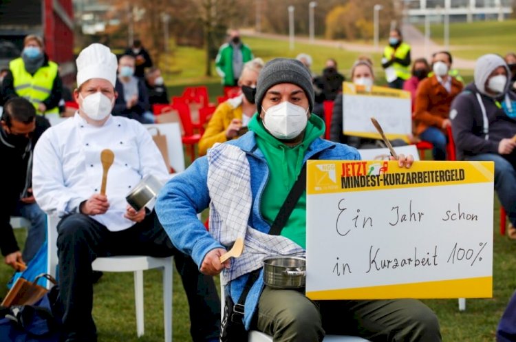 Alman İş Dünyası Kademeli Koronavirüs Hafiflemesine Felaket Diyor